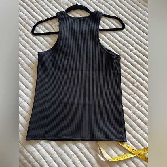 Theory black tank, size large - Picture 7 of 8